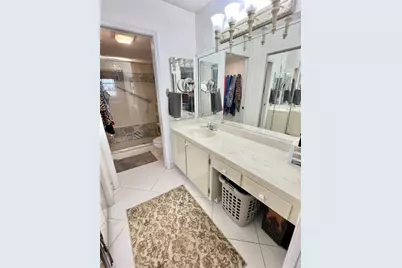 10842 W Clairmont Cir, Unit #310, Tamarac, FL 33321 - Photo 15