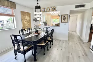 10842 W Clairmont Cir, Tamarac, FL 33321 - Photo 7