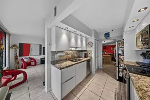 7400 Radice Ct, Lauderhill, FL 33319 - Photo 21