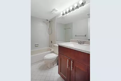 109  Lake Emerald Dr, Unit #110, Oakland Park, FL 33309 - Photo 21