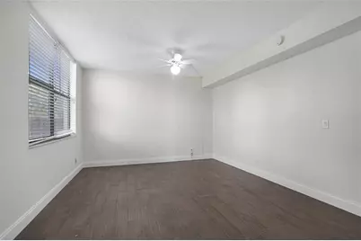 109  Lake Emerald Dr, Unit #110, Oakland Park, FL 33309 - Photo 9