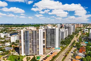 2715 N Ocean Blvd, Fort Lauderdale, FL 33308 - Photo 1