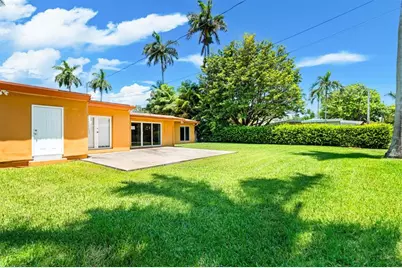 1316  Madison St, Hollywood, FL 33019 - Photo 23