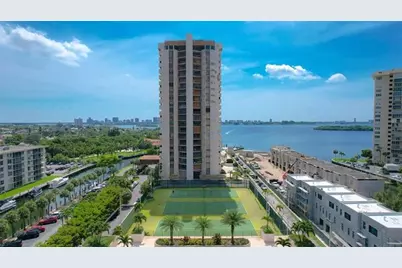 1800 NE 114th St, Unit #1002, Miami, FL 33181 - Photo 1