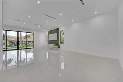 656 NW 21st St, Wilton Manors, FL 33311 - Photo 3