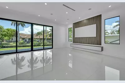 656 NW 21st St, Wilton Manors, FL 33311 - Photo 7