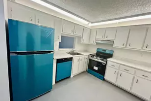 2850 Somerset Dr, Lauderdale Lakes, FL 33311 - Photo 1