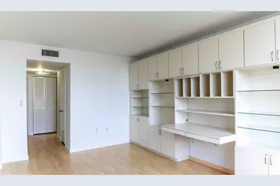 2851 NE 183rd St, Unit #1411-15E, Aventura, FL 33160 - Photo 11