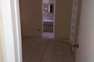 1011 NW 45th Ct, Fort Lauderdale, FL 33309 - Photo 15