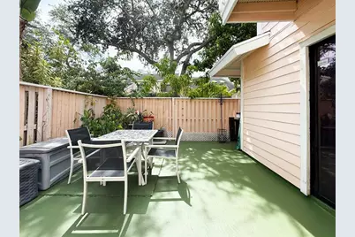 2024  Winners Cir, Unit #2024, North Lauderdale, FL 33068 - Photo 7