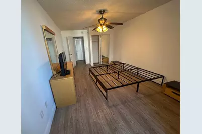850 N Miami Ave, Unit #W703, Miami, FL 33136 - Photo 13