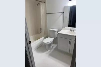 850 N Miami Ave, Unit #W703, Miami, FL 33136 - Photo 17