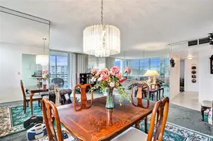 1100 St Charles Pl, Pembroke Pines, FL 33026 - Photo 15