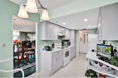 1100  Saint Charles Pl, Unit #612, Pembroke Pines, FL 33026 - Photo 9