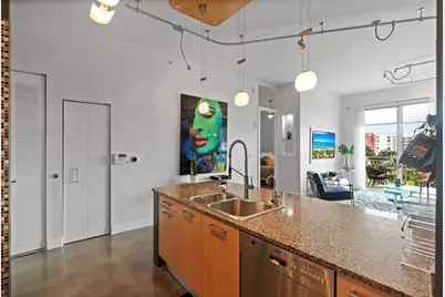 313 NE 2nd Street, Unit #405, Fort Lauderdale, FL 33301 - Photo 9