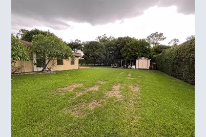 5940  Piney Ct, Greenacres, FL 33463 - Photo 11