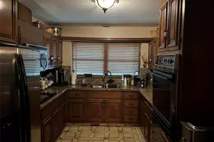 5940 Piney Ct, Greenacres, FL 33463 - Photo 3