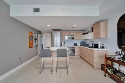 16385  Biscayne Blvd, Unit #1518, North Miami Beach, FL 33160 - Photo 13