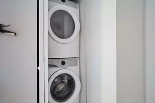 16385 Biscayne Blvd, North Miami Beach, FL 33160 - Photo 19