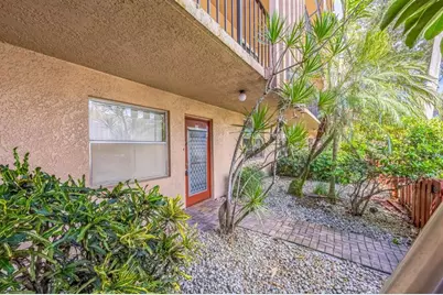 7210  Lake Circle Dr, Unit #106, Margate, FL 33063 - Photo 7