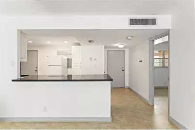 6300 NW 2nd Ave, Unit #405, Boca Raton, FL 33487 - Photo 9