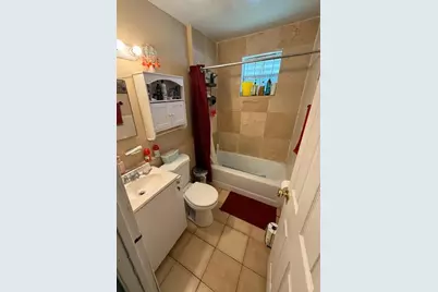 2377 NW 84th St, Miami, FL 33147 - Photo 7