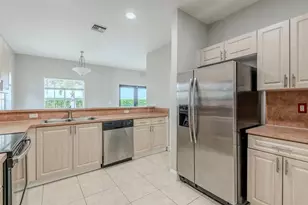 14772 SW 161st Pl, Miami, FL 33196 - Photo 15