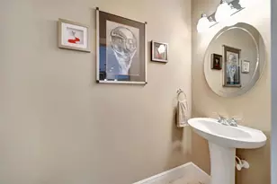 607 SW 5th Ave, Fort Lauderdale, FL 33315 - Photo 25