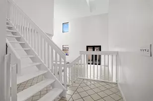 1013 SW 112th Ter, Pembroke Pines, FL 33025 - Photo 5