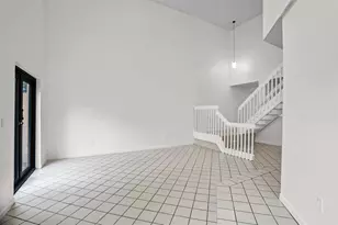 1013 SW 112th Ter, Pembroke Pines, FL 33025 - Photo 15