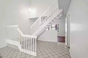 1013 SW 112th Ter, Pembroke Pines, FL 33025 - Photo 11