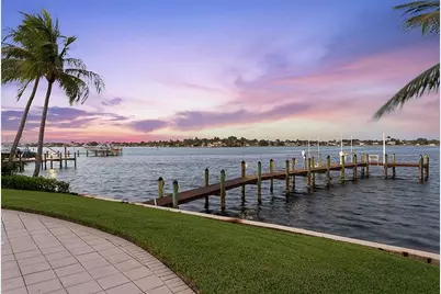 19022  Loxahatchee River Rd, Jupiter, FL 33458 - Photo 7