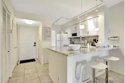 2230 N Cypress Bend Dr, Unit #306, Pompano Beach, FL 33069 - Photo 1