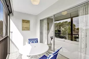 2230 N Cypress Bend Dr, Pompano Beach, FL 33069 - Photo 21