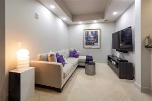 16102 Emerald Estates Dr Unit, Weston, FL 33331 - Photo 7