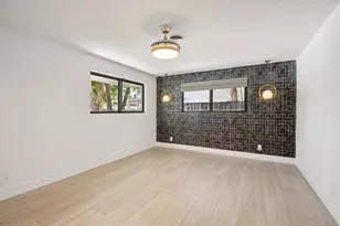 1789 NE 35th St, Oakland Park, FL 33334 - Photo 11