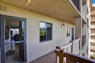 2200 S Cypress Bend Dr, Pompano Beach, FL 33069 - Photo 17