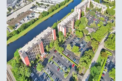 2200 S Cypress Bend Dr, Unit #601, Pompano Beach, FL 33069 - Photo 13