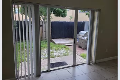 1575 NE 33 Av, Unit #101, Homestead, FL 33033 - Photo 3