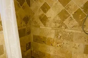 1301 N 12th Ct, Hollywood, FL 33019 - Photo 11