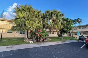 1301 N 12th Ct, Hollywood, FL 33019 - Photo 15
