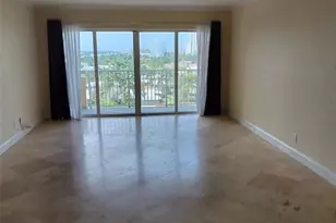 1200 Hibiscus Ave, Pompano Beach, FL 33062 - Photo 5