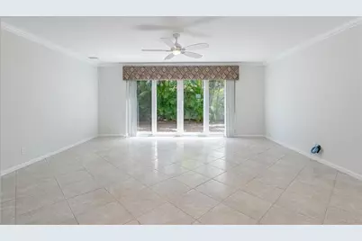 801 SE 16th Ct, Unit #11, Fort Lauderdale, FL 33316 - Photo 13