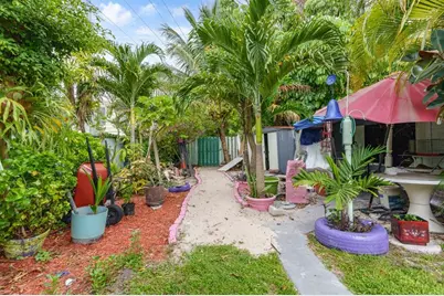 3264 NW 22nd Avenue, Oakland Park, FL 33309 - Photo 29