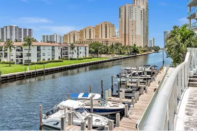 3131 NE 188th Street, Unit #2-1201, Aventura, FL 33180 - Photo 3