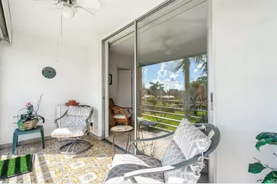 9681  Sunrise Lakes Blvd, Unit #201, Sunrise, FL 33322 - Photo 15