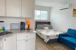 2250 SE 5th St, Pompano Beach, FL 33062 - Photo 1