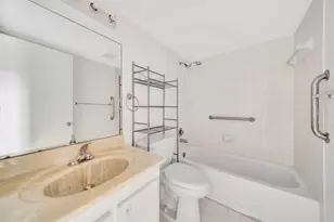 13250 SW 7th Ct, Pembroke Pines, FL 33027 - Photo 35