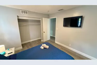 8231 SW 9th St, North Lauderdale, FL 33068 - Photo 17