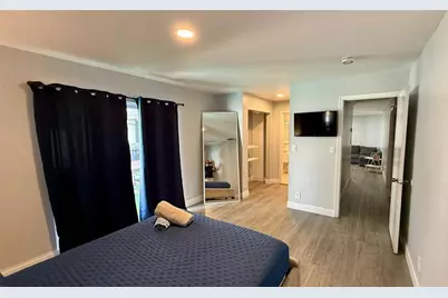 8231 SW 9th St, North Lauderdale, FL 33068 - Photo 13